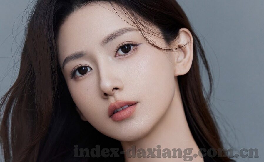 人妻操操爽-人妻的细腻情愫与家庭生活的和谐乐章